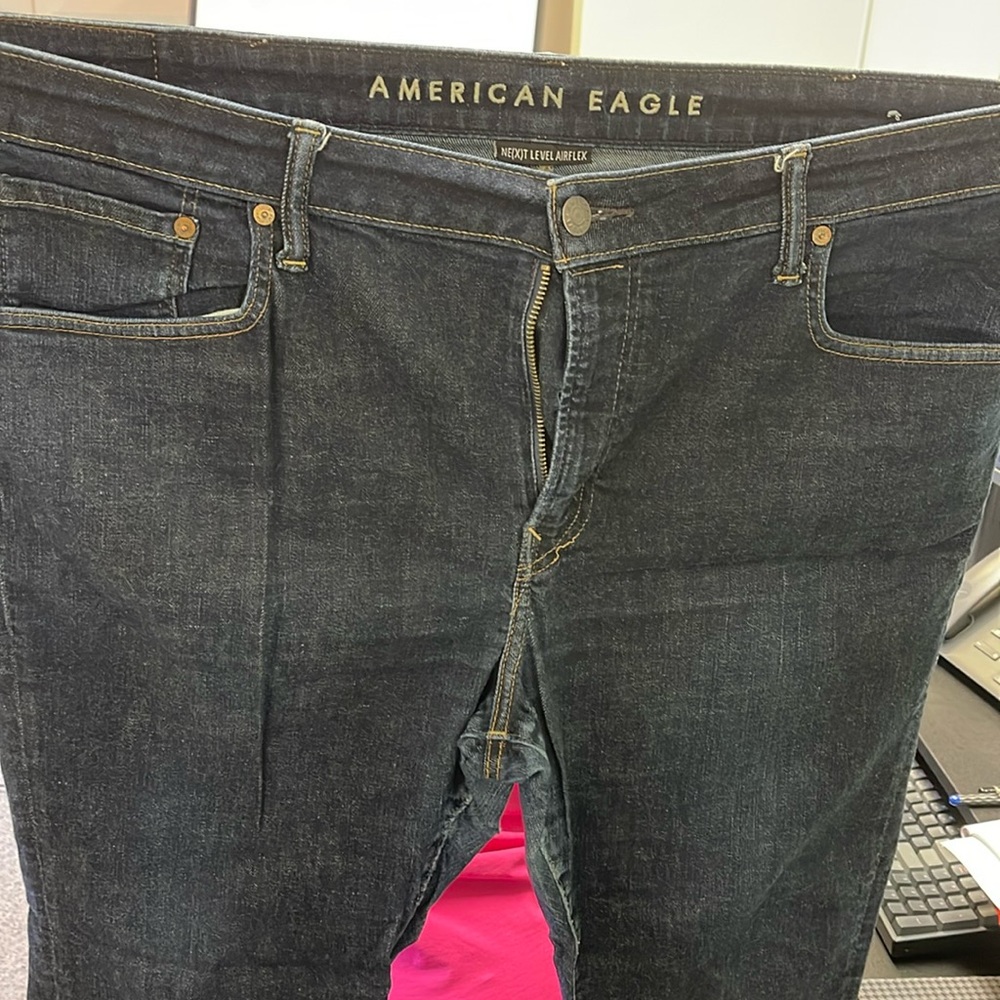 MEN’S AMERICAN EAGLE NE(X)T LEVEL AIRFLEX JEANS, USED GREAT CONDITION, DARK BLUE